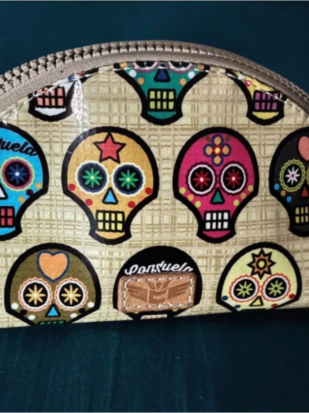 Consuela Sugar Skulls Medium Tool Kit
